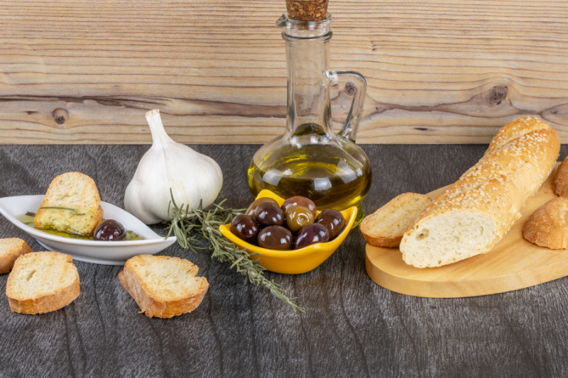 How to Eat Clean Without Feeling Deprived
