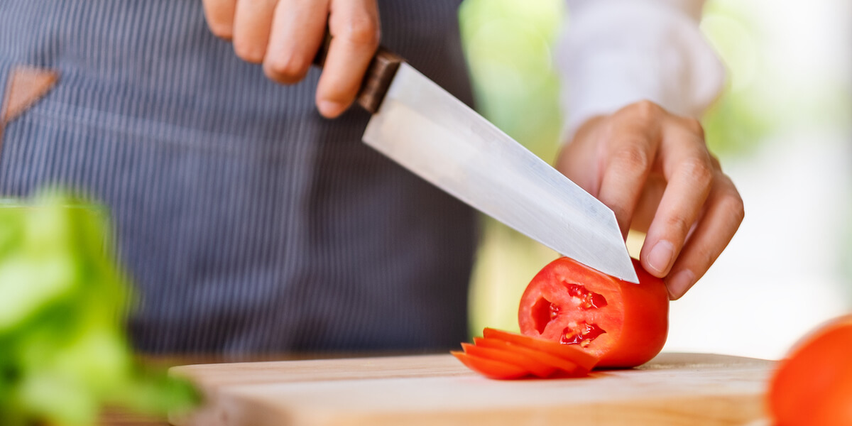 Knife cutting 3
